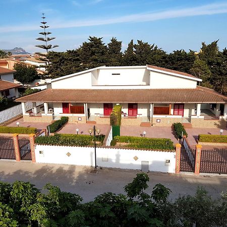 Villa Rosella Шака Екстериор снимка