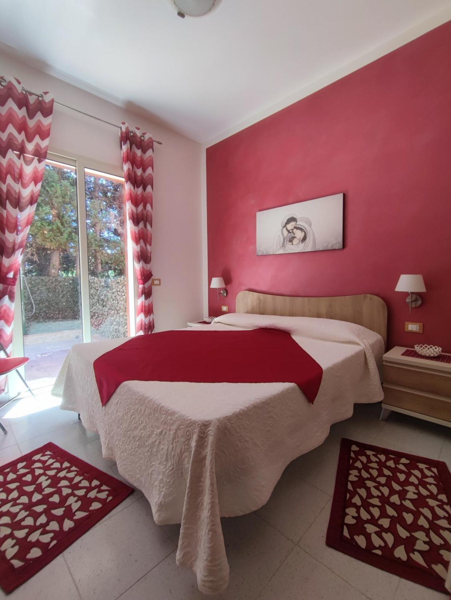 Villa Rosella Шака Екстериор снимка