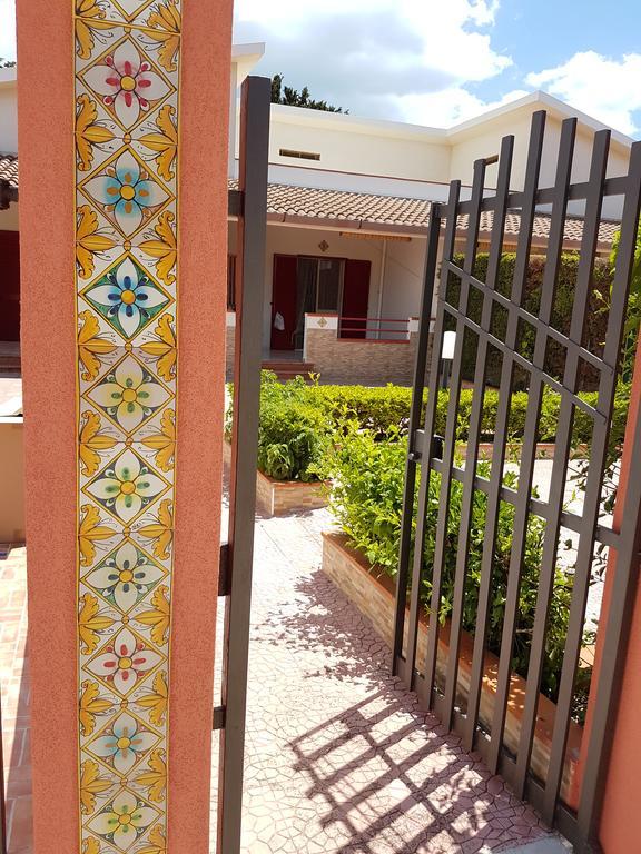 Villa Rosella Шака Екстериор снимка