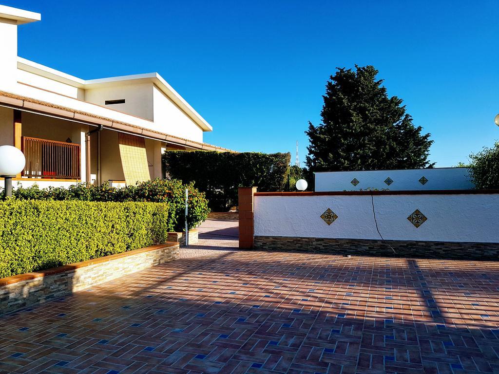 Villa Rosella Шака Екстериор снимка